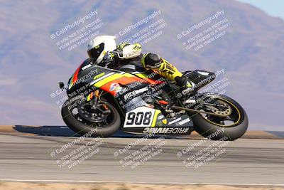 media/Oct-20-2024-CVMA (Sun) [[d4a3dff211]]/Race 16-Formula Middleweight/